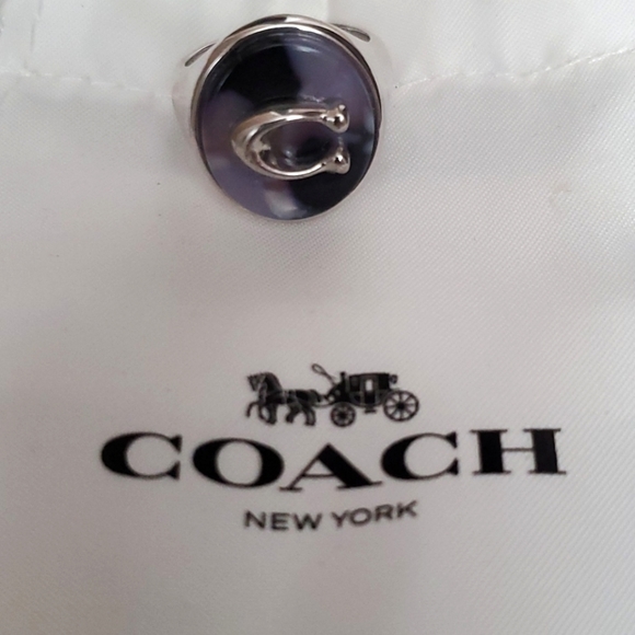 🌸COACH SIGNATURE RING - Picture 7 of 8